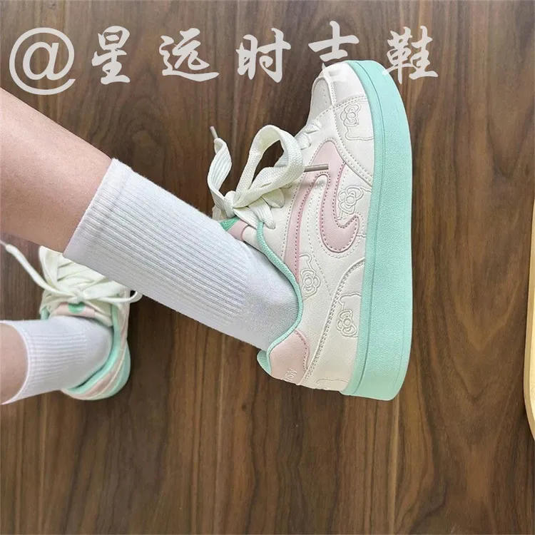 34码-40码多巴胺可爱KT猫面包鞋女青春学院风小众运动休闲板鞋