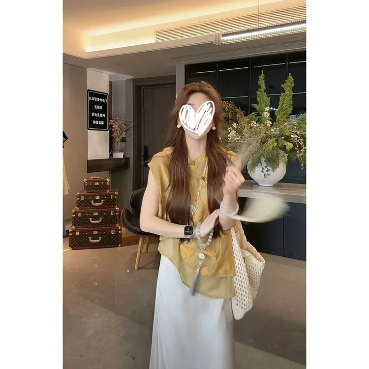 【欧诺风】新中式时尚斜盘扣无袖衬衫+缎面半裙休闲穿搭套装D8146