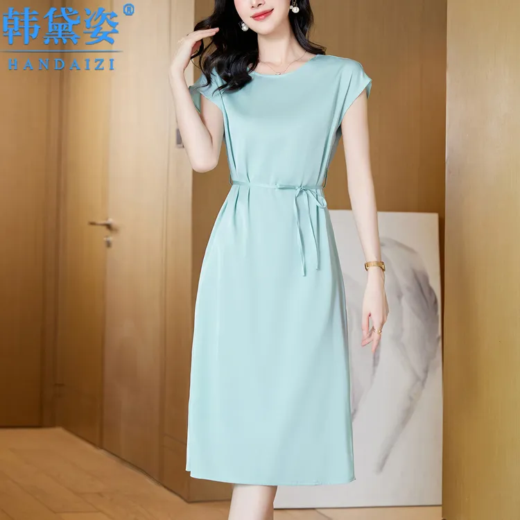 杭州重磅真丝连衣裙夏中长款2025新款时尚减龄纯色桑蚕丝显瘦裙子