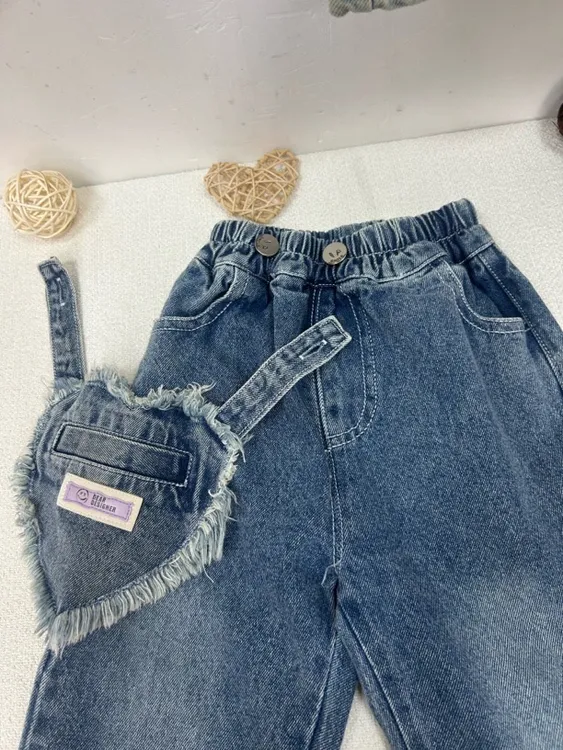 女童裤子春秋2025年新款中小童休闲纯棉牛仔裤时髦儿童直筒裤潮