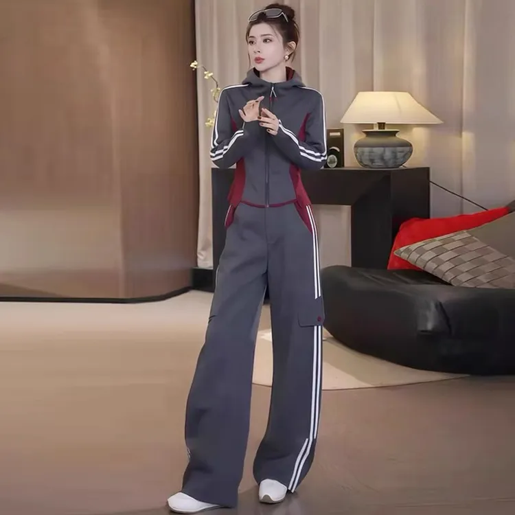 2025年灰色休闲运动套装女韩版洋气显瘦外套弯刀裤秋季穿搭一整套