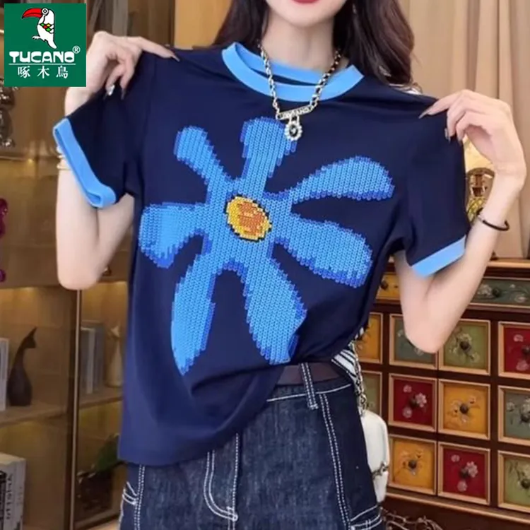 啄木鸟夏季短袖T恤女2025新款圆领撞色印花打底衫小众别致上衣女