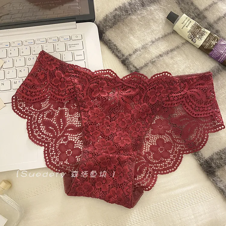 不见花海~蕾丝镂空性感纯欲内裤女低腰透气亲肤三角裤性感内裤