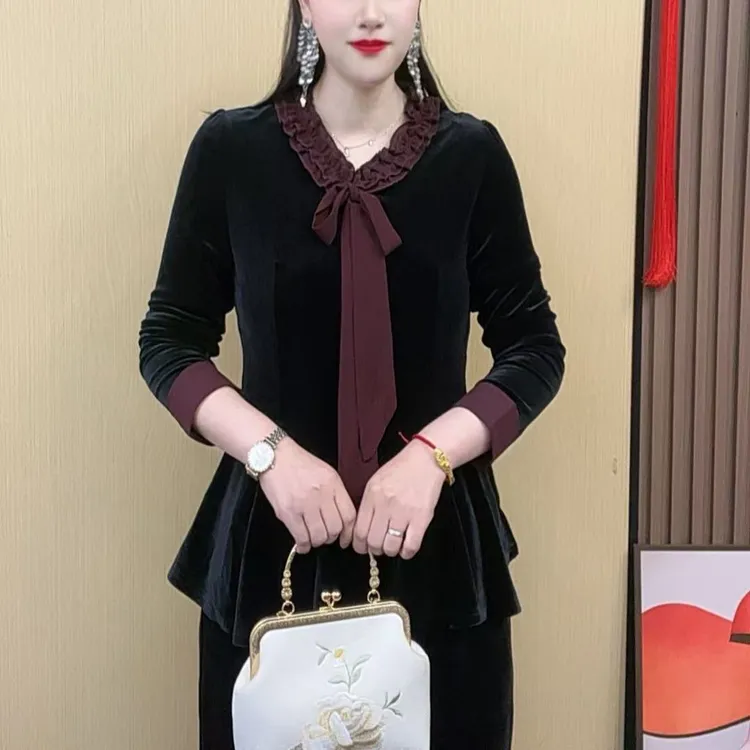 2025春季新款时尚气质妈妈小衫遮肉显瘦舒适丝绒飘带减龄打底衫女