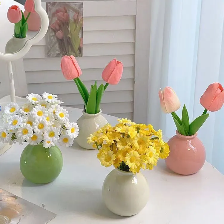 郁金香假花小雏菊仿真花束摆件客厅轻奢高级感陶瓷花瓶装饰摆设qt
