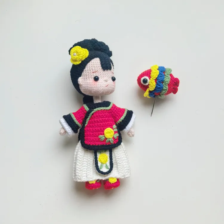 非偏远包邮线偶记原创变装钩针人偶挂件毛线钩织手工diy材料包