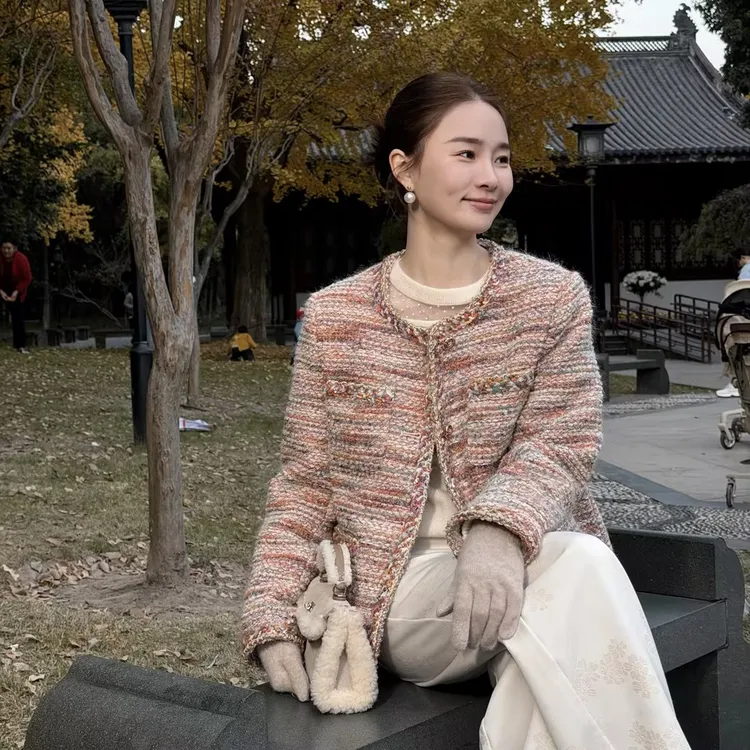 HELA AOMI“蔷薇鹅” 90白鹅绒+绵羊毛50.2%粗花呢羽绒服CY5DM59962