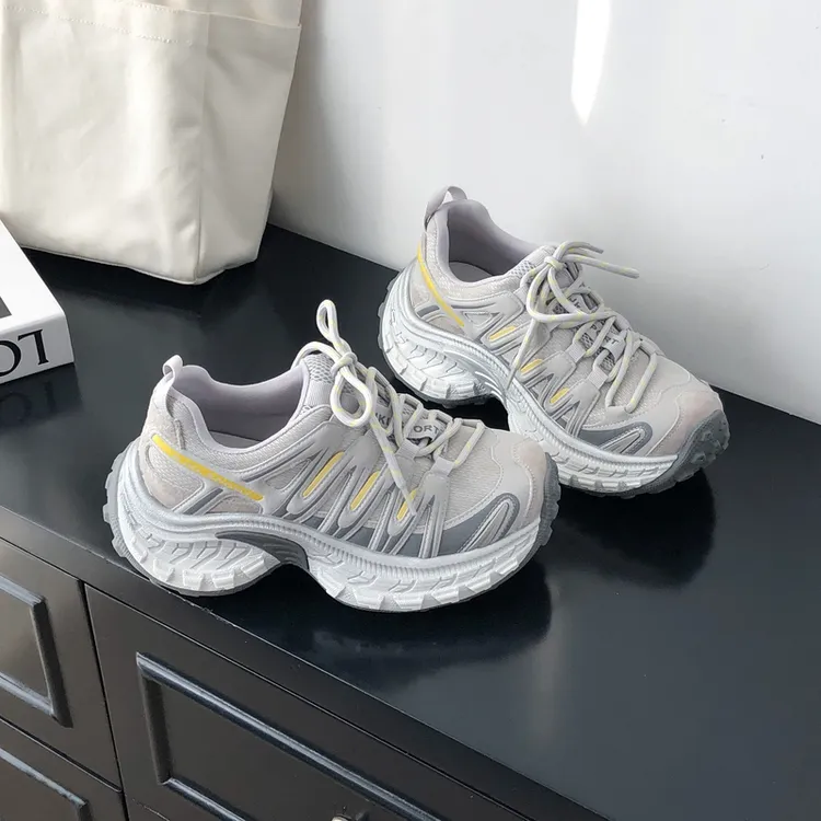 时尚春季女款运动鞋女2026新款厚底增高百搭休闲鞋透气老爹鞋单鞋