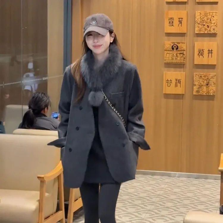 双排扣毛呢外套狐狸毛领鸭绒羊毛韩系西服女冬季保暖洋气羽绒西装