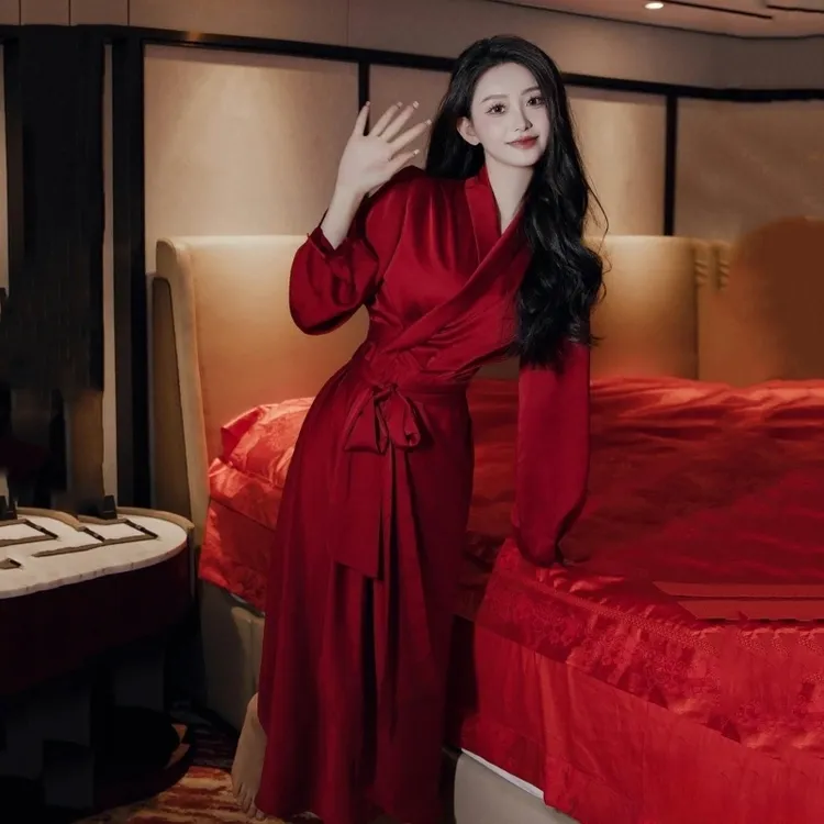 新中式婚礼晨袍女新娘秋冬伴娘袍高级感睡袍红色结婚睡衣晨拍礼服