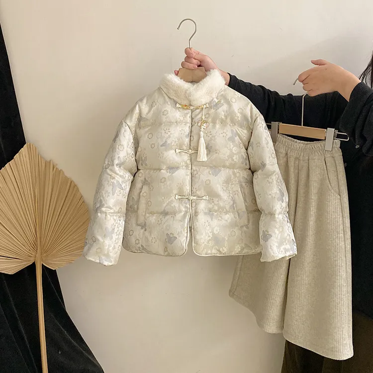 【安安家】女童设计感新中式毛绒领棉服上衣2025纯色百搭上衣R25629