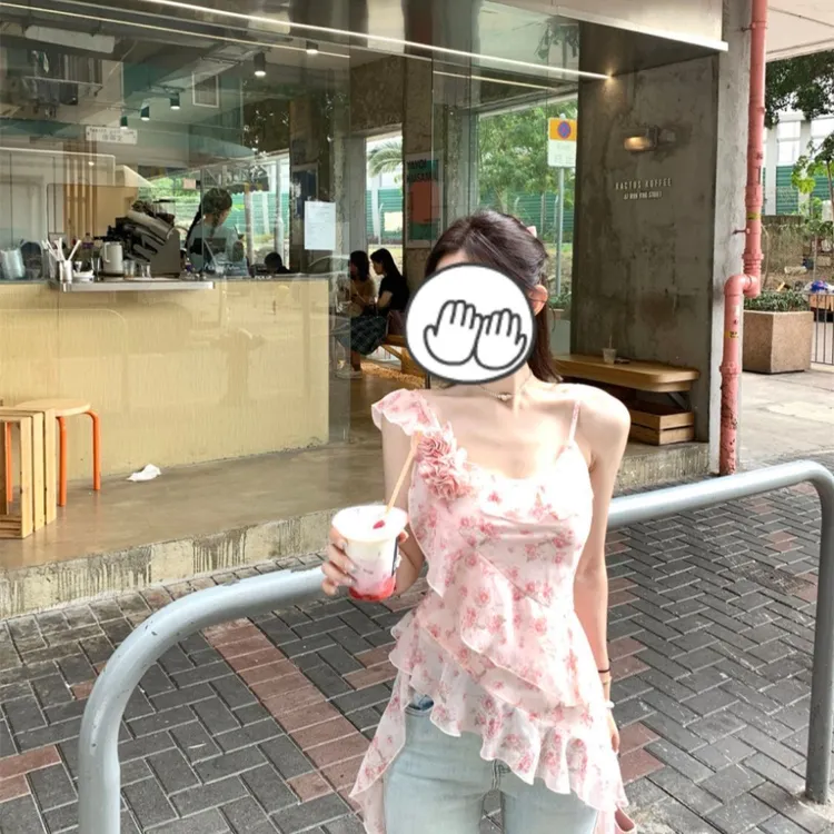 夏季新款碎花雪纺衫女法式荷叶边辣妹吊带上衣不规则下摆修身显瘦