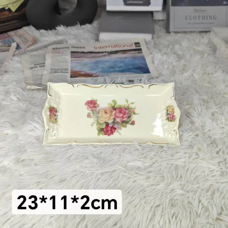 陶瓷欧式描金老镇玫瑰浮雕果盘小号茶盘托盘菜盘