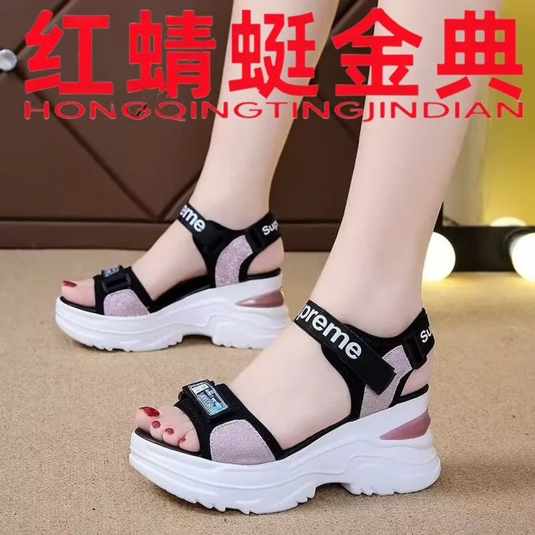 红蜻蜓金典运动凉鞋女坡跟2025新款夏季真皮松糕内增高时装高跟女