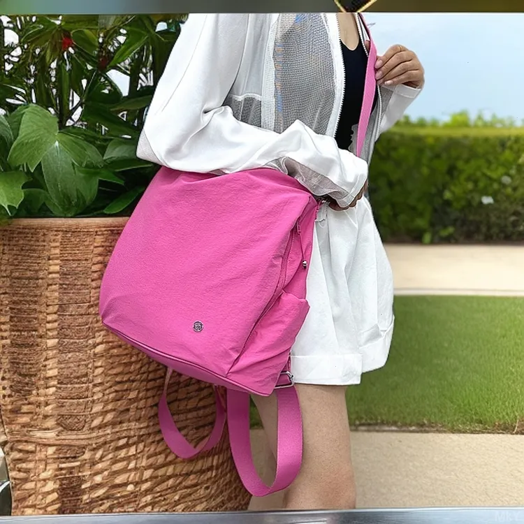 佰斯图正品轻便背包包帆布小众感多功能实用单肩包2025贝壳设计感