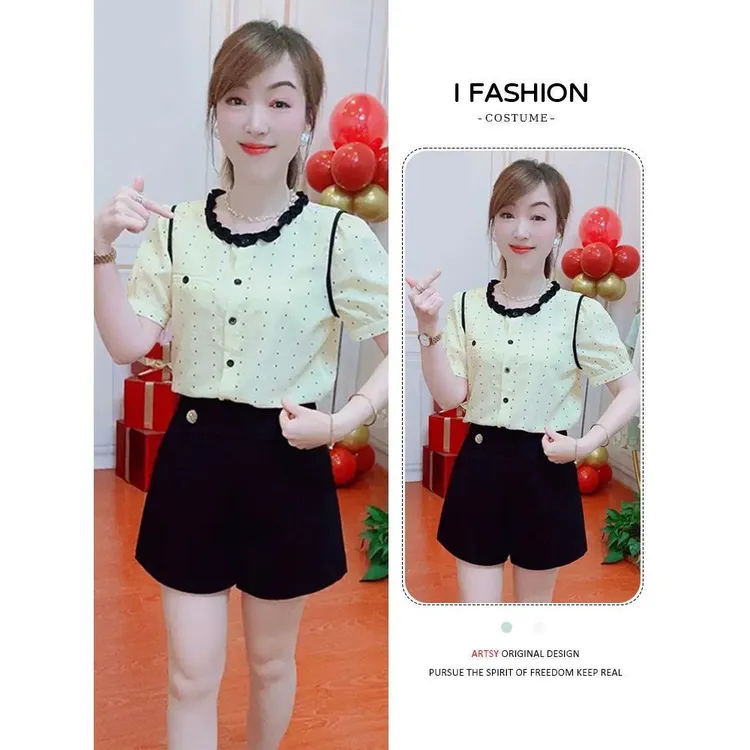 2025年夏季新款时尚减龄木耳领短袖衬衫女遮肚显瘦高级感百搭衬衣