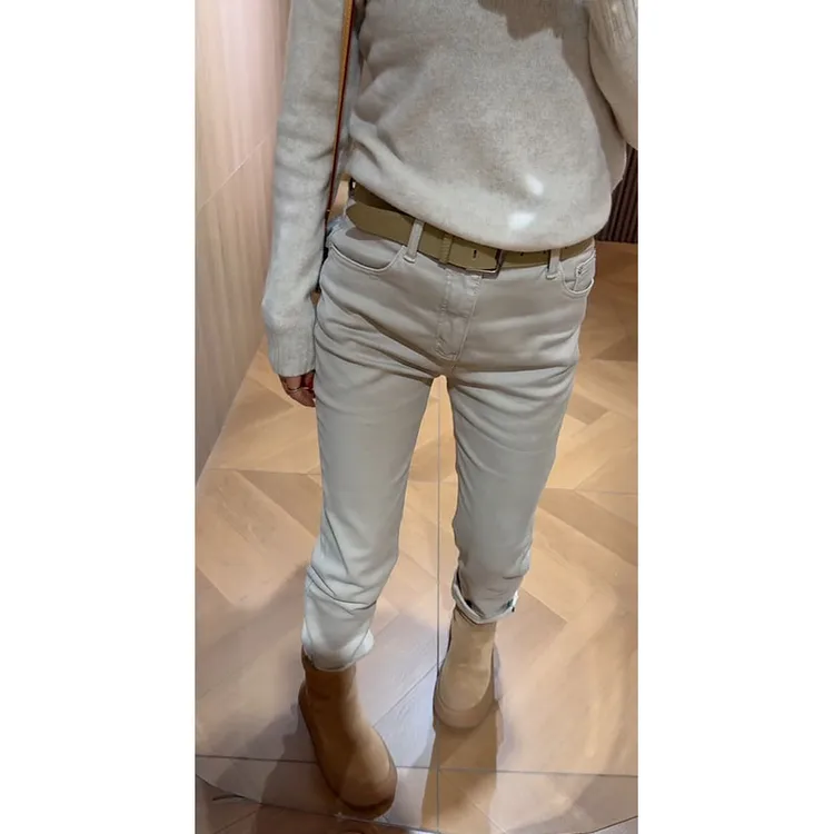 2025秋冬新款加绒牛仔裤女大码修身显瘦燕麦色时尚百搭窄版直筒裤