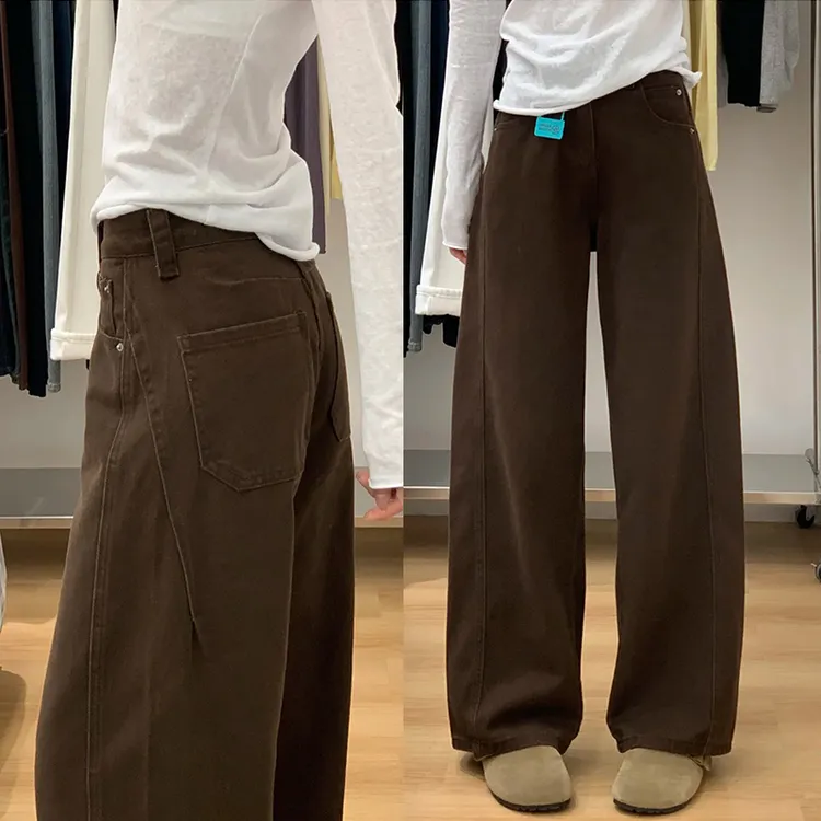 棕色裤子女款加绒弯刀裤梨型身材直筒牛仔裤大码胖mm巨显瘦阔腿裤