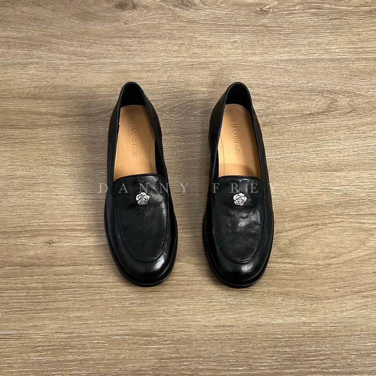 Dannyfrey英伦风女一脚蹬复古通勤简约头层羊皮山茶花乐福鞋3CM