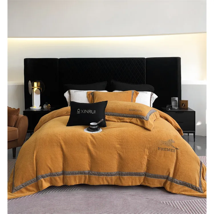 【晴美】煦暖绒宽边刺绣四件套-维秘全系列