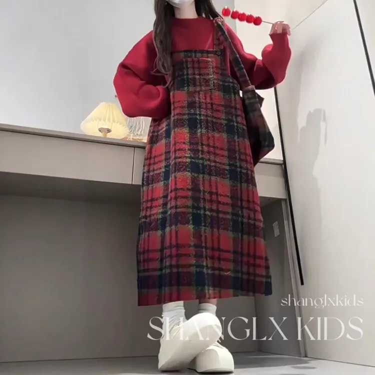 女童超好看冬装套装小女孩洋气冬裙大童女装2026本命年衣服背带裙