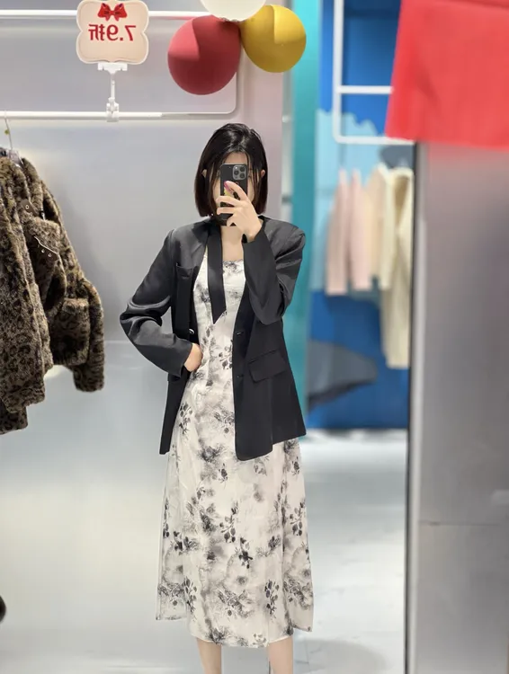 美丽衣橱时尚百搭宽松显瘦洋气设计感女人味两件套装裙