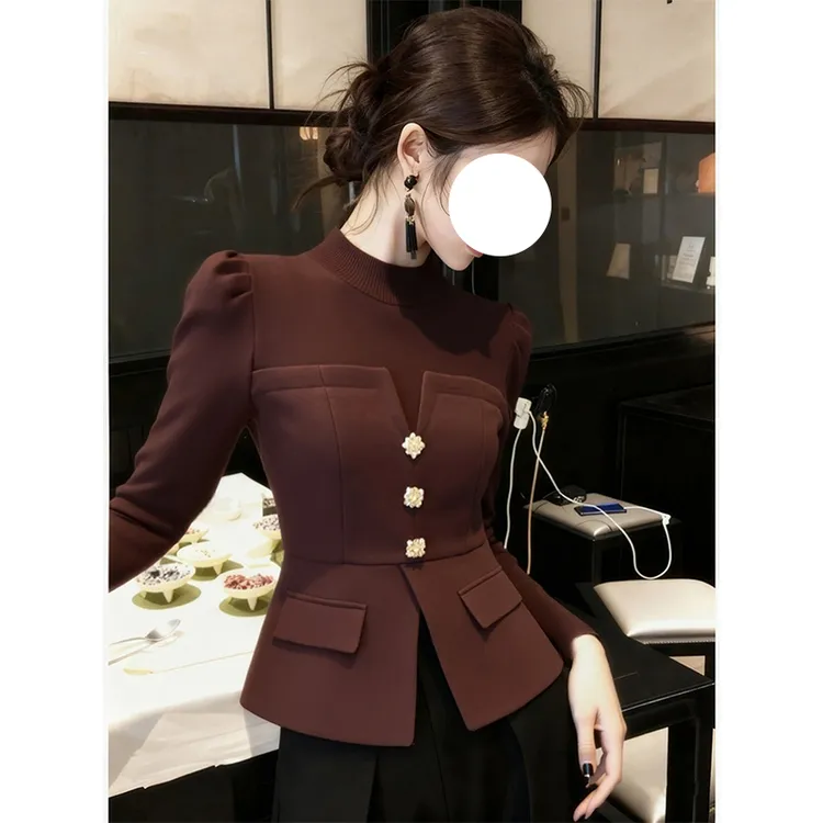 咖色针织衫2025冬季新款绝美巨好看设计感高端小资气质收腰上衣女