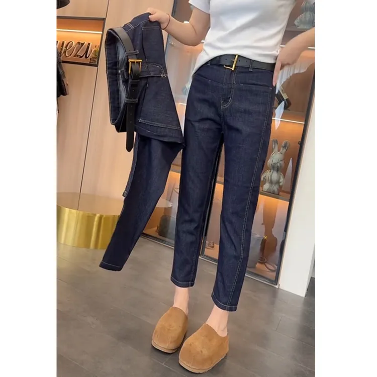 大码高腰显瘦直筒牛仔裤女2025秋冬新款加绒时尚百搭弹力烟管裤子