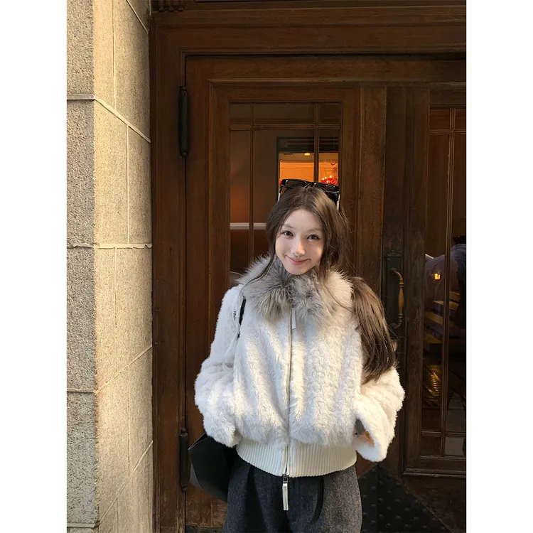 【暖冬咩咩】大毛领短款环葆毛毛保暖外套女冬23060#