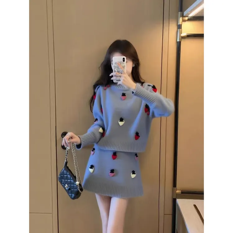 灰色针织套装初冬小个子穿搭女2025新款立体百搭上衣半身裙两件套