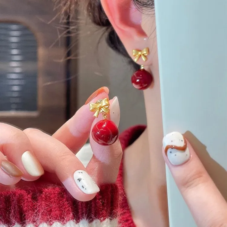 铜合金仿珍珠耳饰 QIAN XI S925银针 高级感蝴蝶结两戴酒红耳环