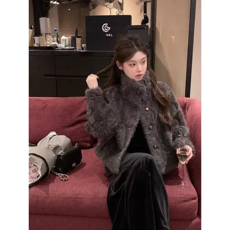2025冬季新款立领羊羔毛皮毛一体加厚仿水貂绒皮草毛绒短外套女