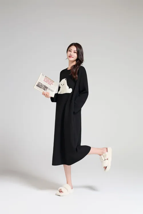 2025新款冬季加厚保暖弹力超舒针织睡裙女家居服宽松大码长款睡衣