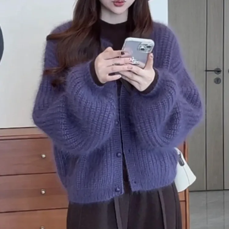 韩系慵懒风圆领单排扣毛衣女2025秋冬新款短款软糯开衫外套上衣