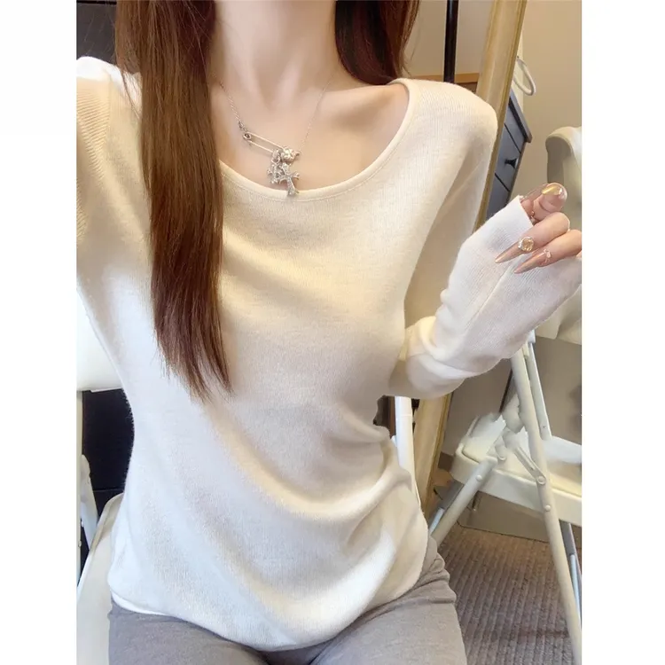 软糯针织打底衫女秋冬季2025新款修身高级感白色内搭长袖洋气上衣