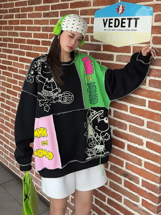 秋冬韩版宽松拼接卡通男孩时尚潮流圆领长袖卫衣