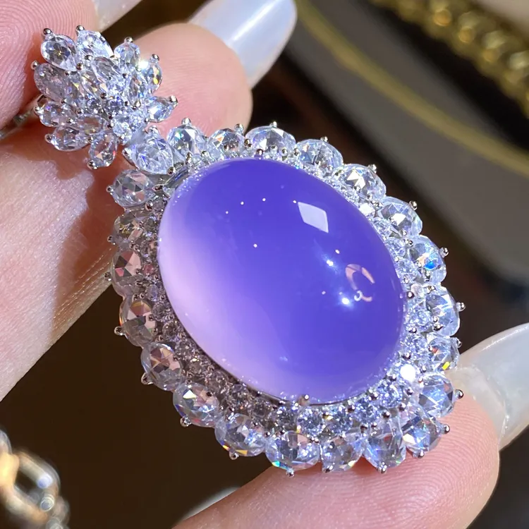 吊坠925银锆石 垫色合成锆石紫罗兰蛋面吊坠鸽子蛋显白爆闪设计