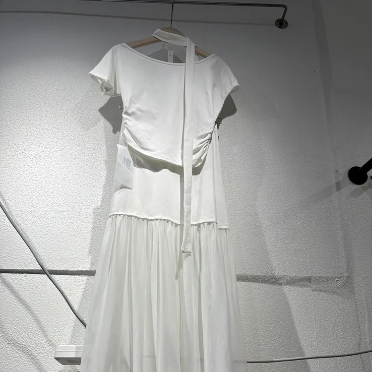 斜肩短袖拼接网纱半身裙气质修身显瘦