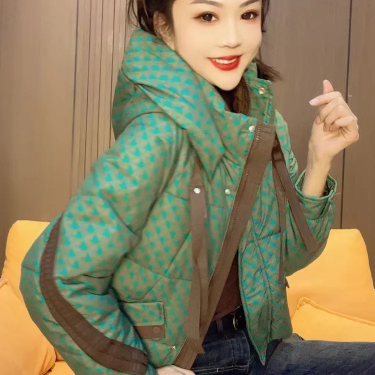 999洋气时尚短款女秋冬新款休闲减龄保暖棉服（衣长57左右）