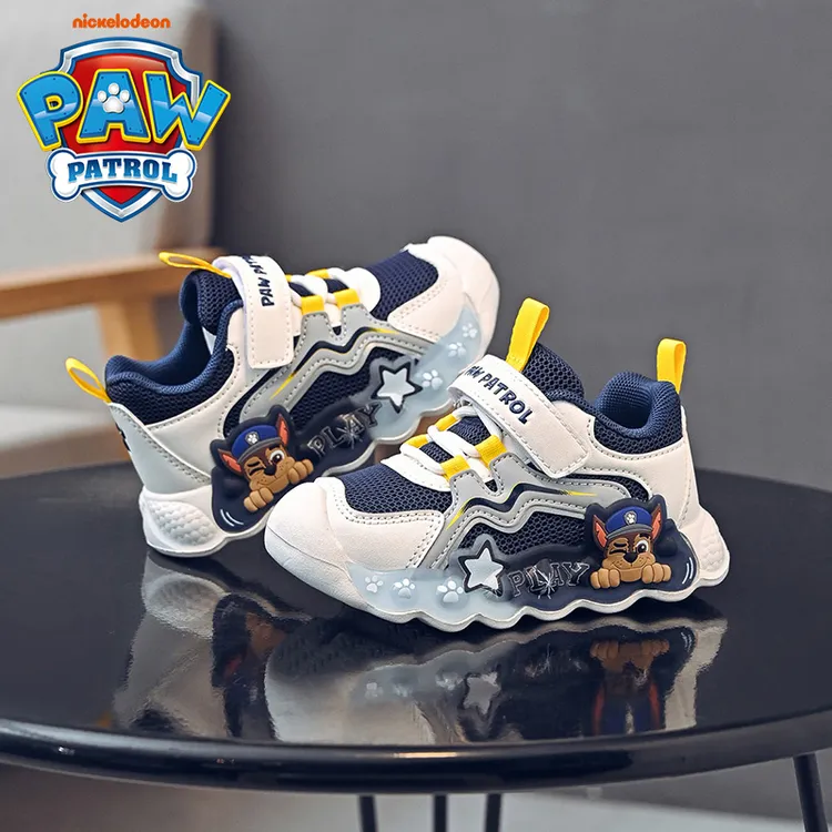 汪汪队儿童鞋男童运动鞋子网面2025春秋新款幼儿园小童闪光亮灯鞋