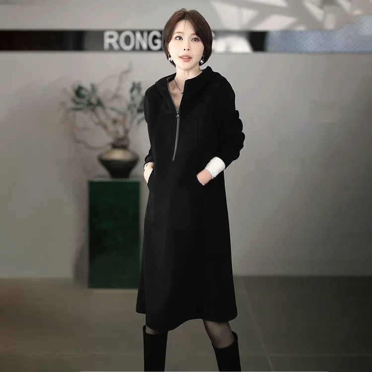 溶溶【时光诗墨】RONGRONG 莱赛尔醋酸山羊绒桑蚕丝卫衣裙2X5Q208L