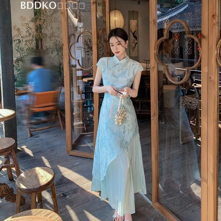 LACAH2025春节新中式国风禅意清冷感蓝色小飞袖改良旗袍连衣裙女