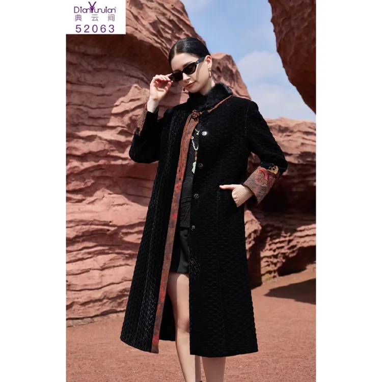 52063绣花单排扣毛毛领棉衣时尚保暖