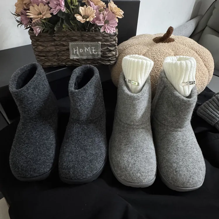 毛呢时尚雪地靴冬季保暖毛毡厚底高级感短靴短筒低筒纯色ol