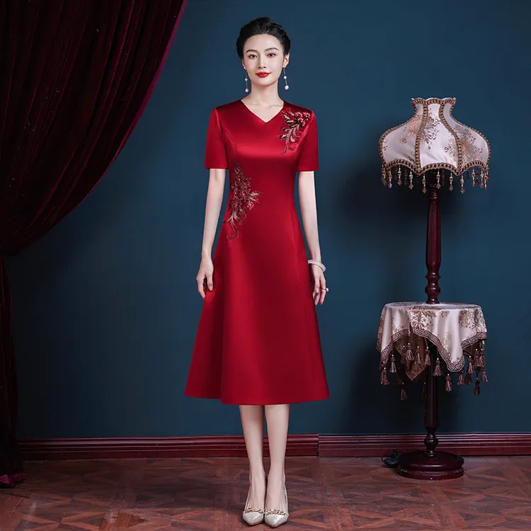 5373婚宴装2025年轻女婚礼妈妈礼服高贵洋气高端旗袍裙显瘦气质款