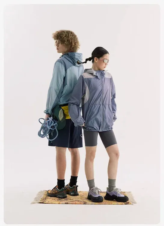 items-ACG机能户外徒步轻薄透气男女情侣款撞色连帽皮肤衣防晒衣