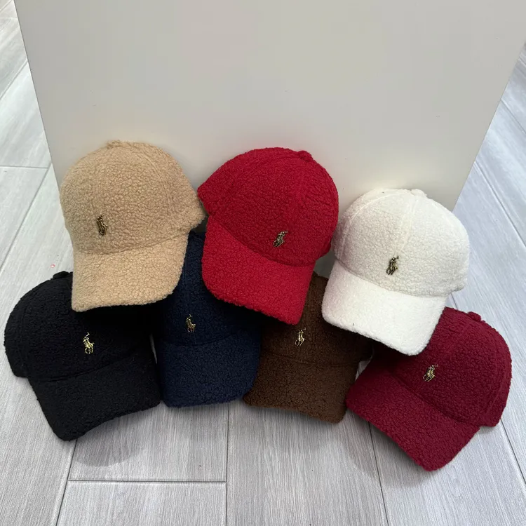 2025秋冬羊羔毛软顶棒球帽男女保暖时尚百搭显脸小户外鸭舌帽潮