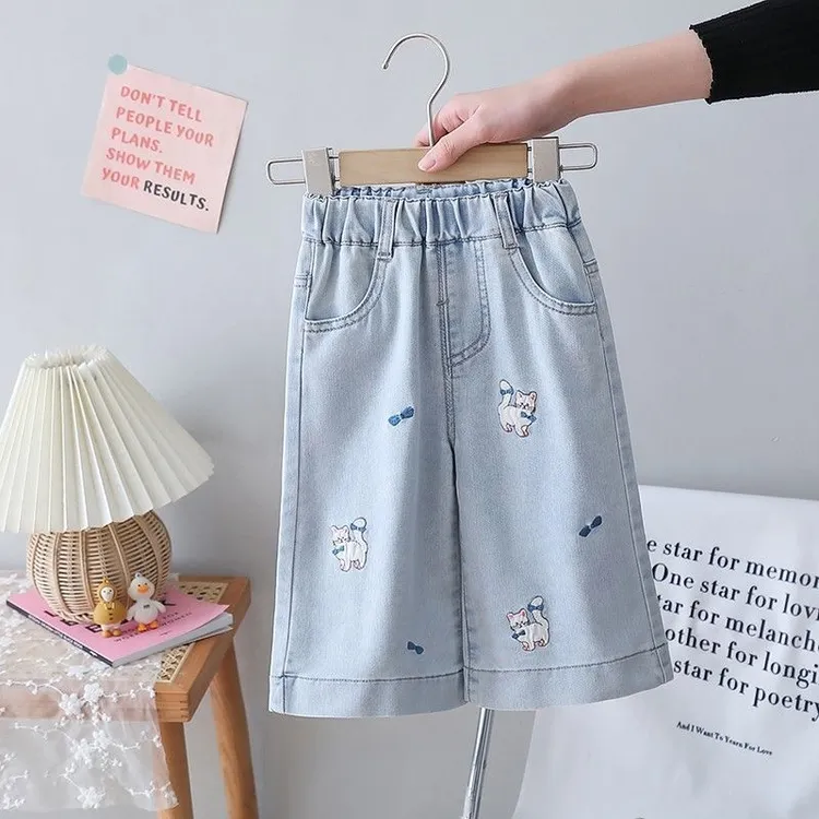 辰baby童装夏装女童卡通刺绣牛仔裤婴儿七分裤儿童阔腿裤女宝宝裤