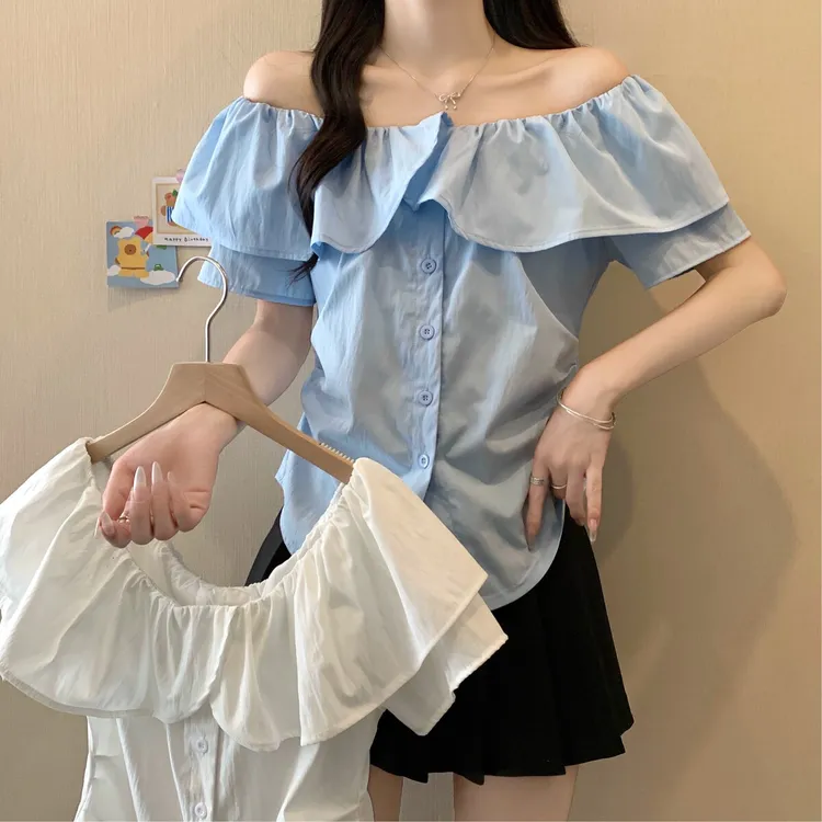 大码荷叶边蓝色衬衫女2025新款夏季胖显瘦高级感短袖一字肩上衣