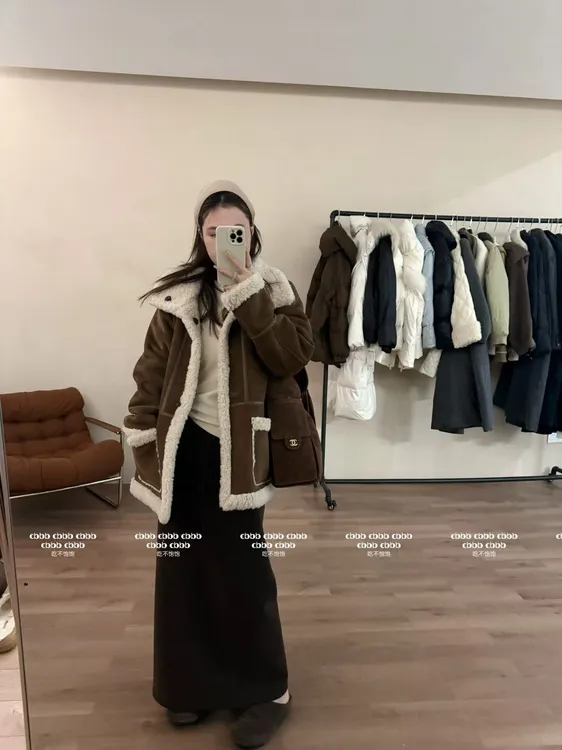 【吃不饱饱】大码 牛津往事 复古两面穿羊羔绒麂皮翻领外套7312